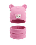 Zestaw czapka z uszami misia i komin dla dziewczynki w kolorze Baby pink, zdjęcie produktowe na białym tle.
